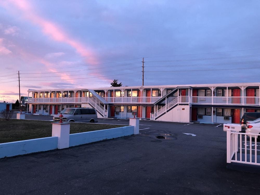 New Sea Breeze Motel Pleasantville Exteriör bild